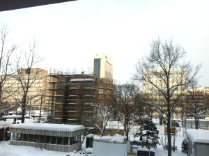 札幌雪祭り　１月１４日　大雪像　良い天気です。